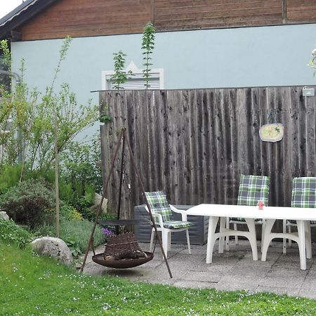 Stadtnahe Landwohnung 克拉根福 外观 照片