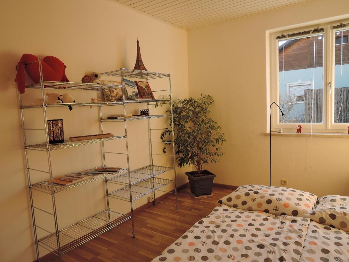 Stadtnahe Landwohnung 克拉根福 外观 照片