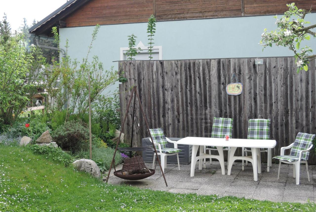 Stadtnahe Landwohnung 克拉根福 外观 照片